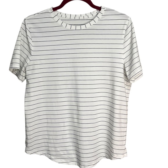 Lululemon Love Crew Short Sleeve T-Shirt in Short Serve Stripe White/Black‎ Sz 6 - Picture 3 of 7